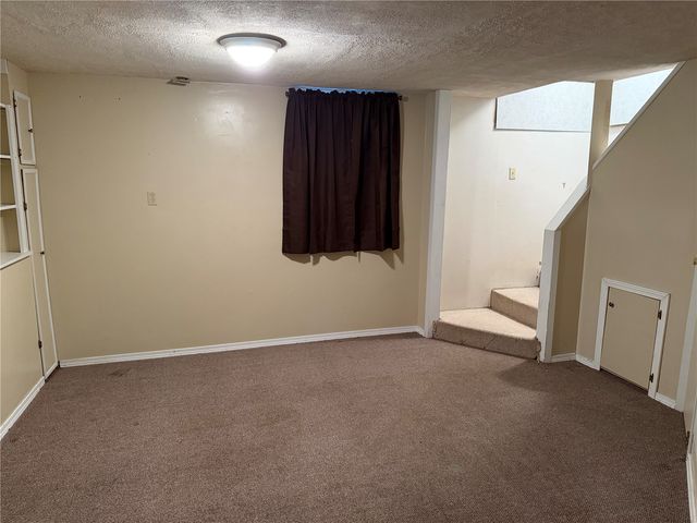 344 SW 28th Avenue, Cedar Rapids, IA 52404
