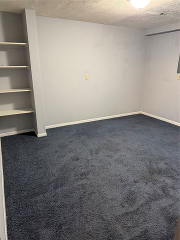 344 SW 28th Avenue, Cedar Rapids, IA 52404