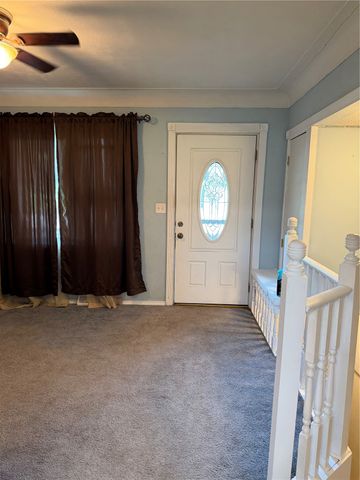 344 SW 28th Avenue, Cedar Rapids, IA 52404