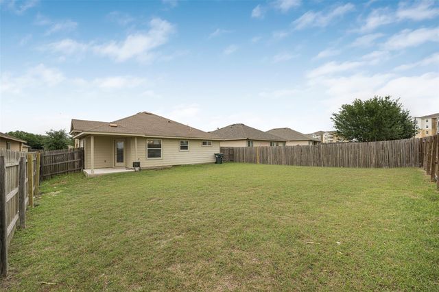 217 Teron DR, San Marcos, TX 78666