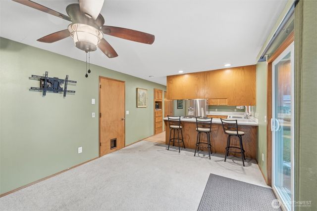 1850 NE 11th Avenue, Oak Harbor, WA 98277