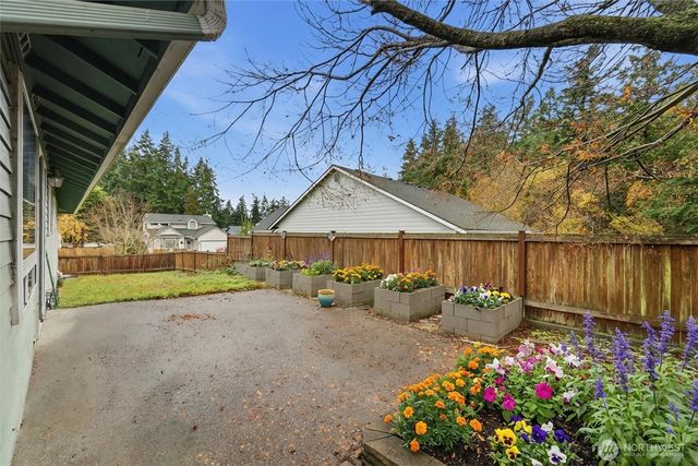 1850 NE 11th Avenue, Oak Harbor, WA 98277