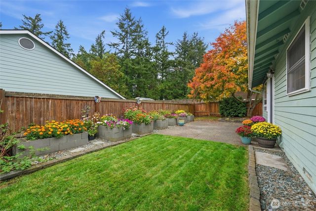 1850 NE 11th Avenue, Oak Harbor, WA 98277