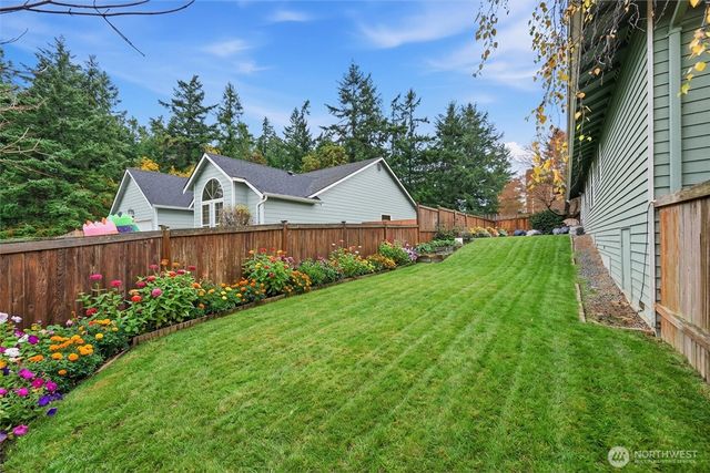 1850 NE 11th Avenue, Oak Harbor, WA 98277