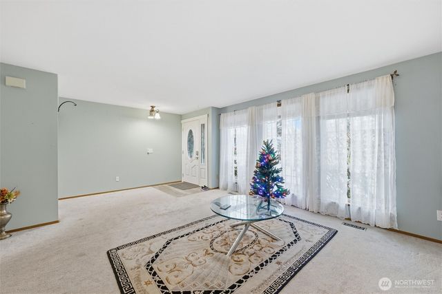 1850 NE 11th Avenue, Oak Harbor, WA 98277