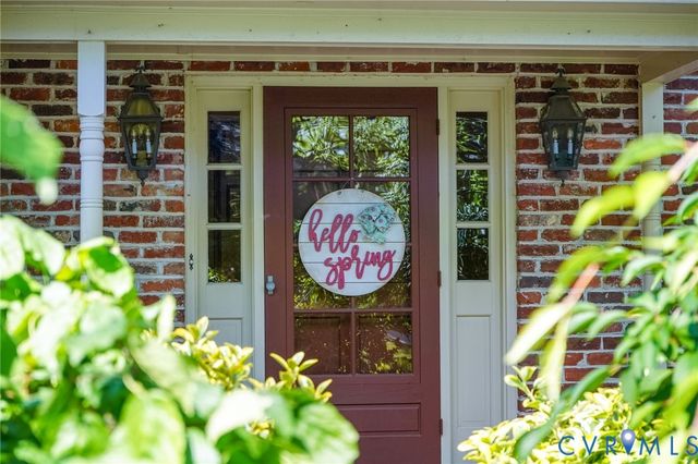 5700 Elfinwood Rd, Chester, VA 23831