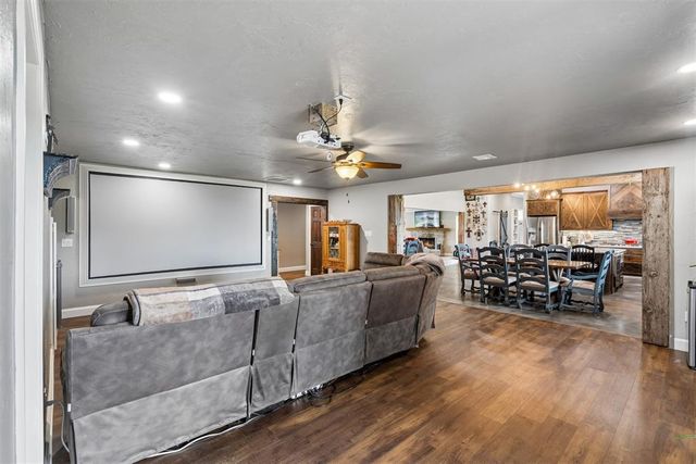 8700 E Covell Road, Arcadia, OK 73007