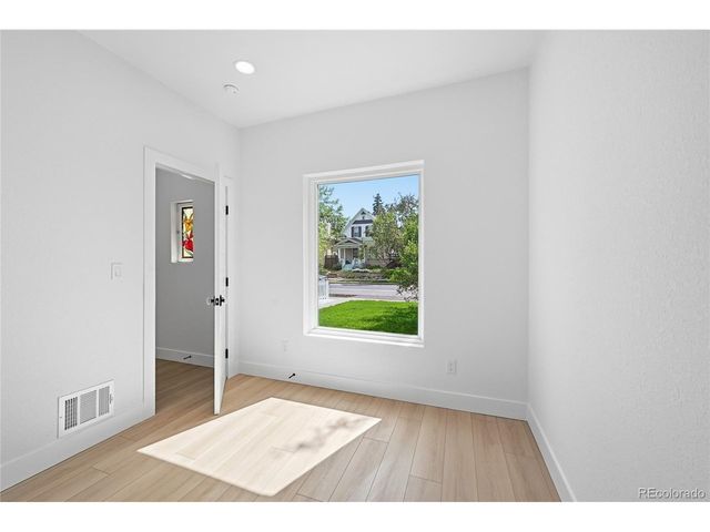 449 N Corona St, Denver, CO 80218