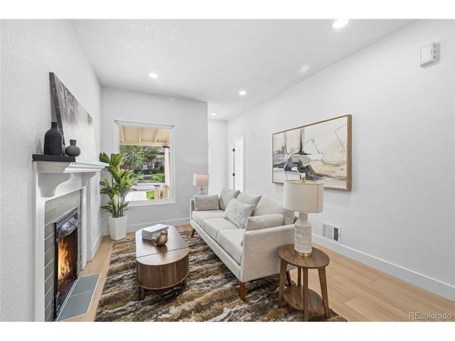 449 N Corona St, Denver, CO 80218