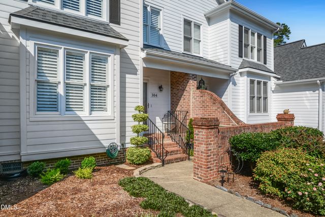 304 Vinca Circle, Cary, NC 27513