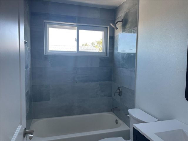 711 GULF BOULEVARD, Indian Rocks Beach, FL 33785