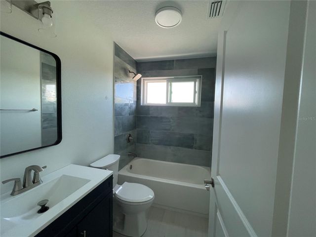 711 GULF BOULEVARD, Indian Rocks Beach, FL 33785