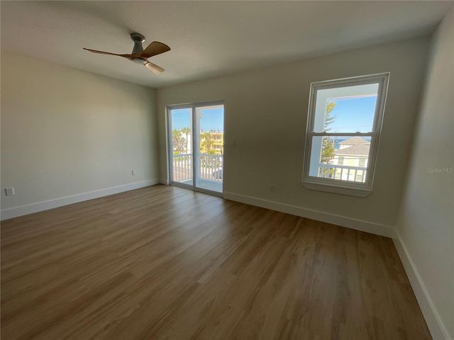 711 GULF BOULEVARD, Indian Rocks Beach, FL 33785