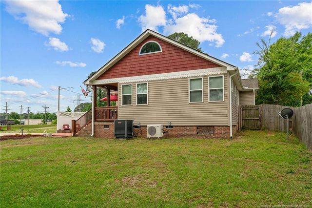 521 Cedar Creek Road, Fayetteville, NC 28312