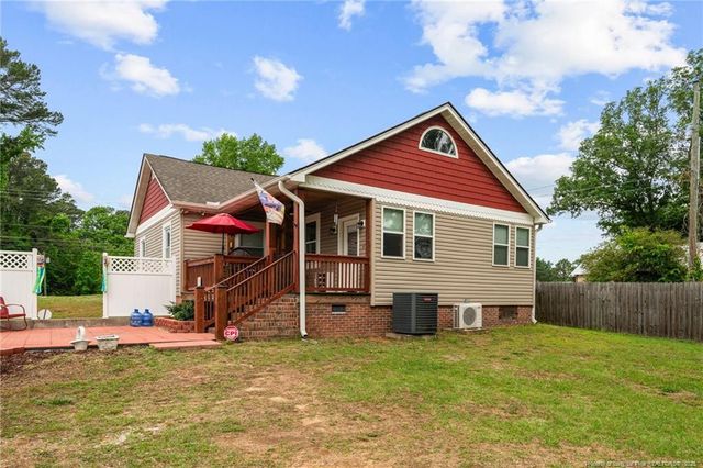 521 Cedar Creek Road, Fayetteville, NC 28312