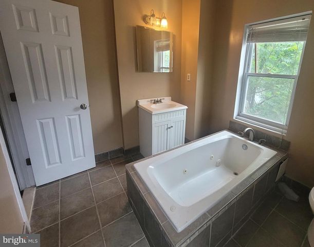 1018 BRANTLEY AVE, Baltimore, MD 21217