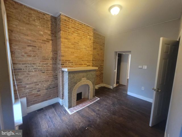 1018 BRANTLEY AVE, Baltimore, MD 21217