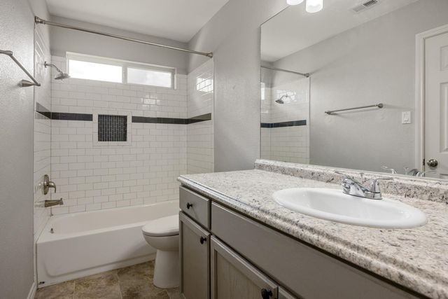 521 Britni LOOP, Kyle, TX 78640