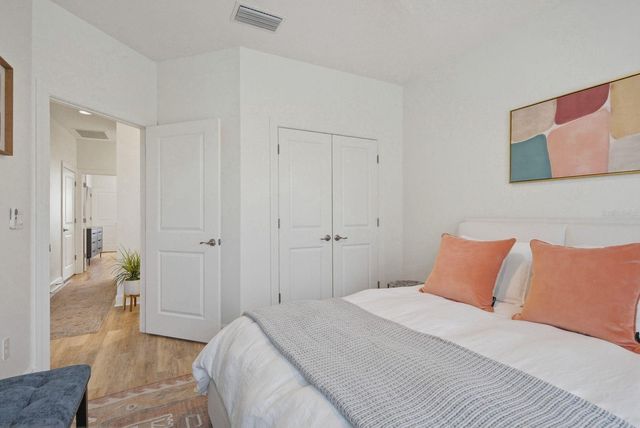 3201 NAUTICAL PLACE S, St Petersburg, FL 33712