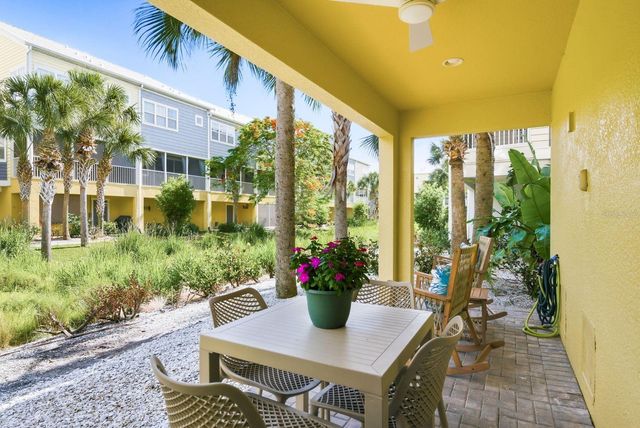 3201 NAUTICAL PLACE S, St Petersburg, FL 33712