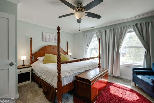 200 The Plaza, Athens, GA 30606