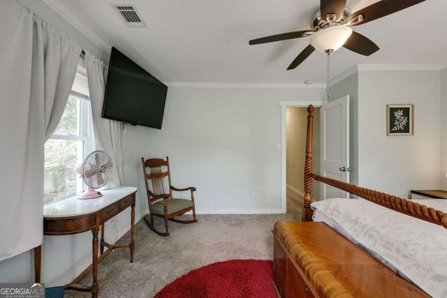 200 The Plaza, Athens, GA 30606