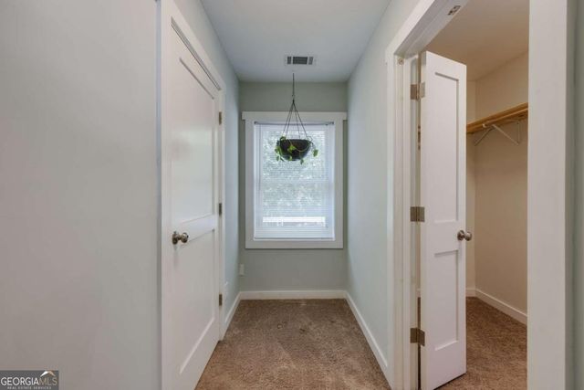 200 The Plaza, Athens, GA 30606