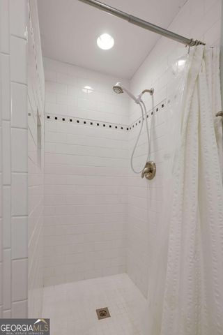 200 The Plaza, Athens, GA 30606