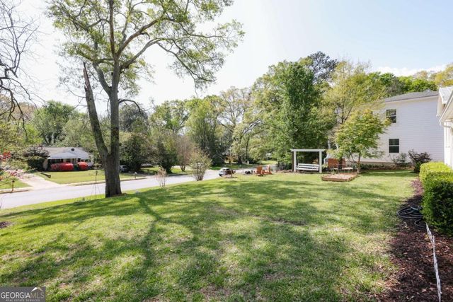 200 The Plaza, Athens, GA 30606