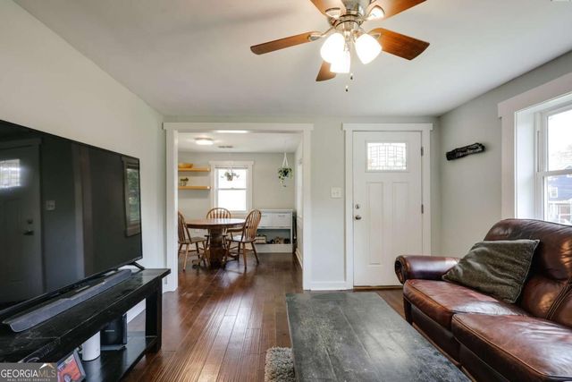 200 The Plaza, Athens, GA 30606