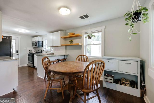 200 The Plaza, Athens, GA 30606