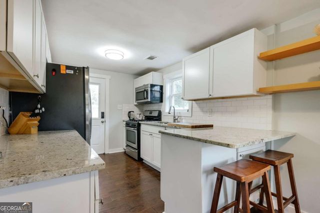 200 The Plaza, Athens, GA 30606