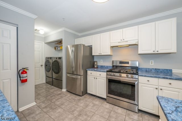 1006 Worthington Ct 1006, Denville Twp., NJ 07834