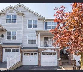 1006 Worthington Ct 1006, Denville Twp., NJ 07834