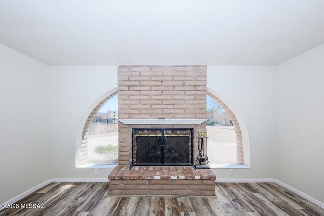 2406 N Shade Tree Circle, Tucson, AZ 85715