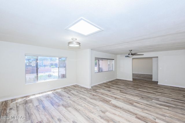 2406 N Shade Tree Circle, Tucson, AZ 85715