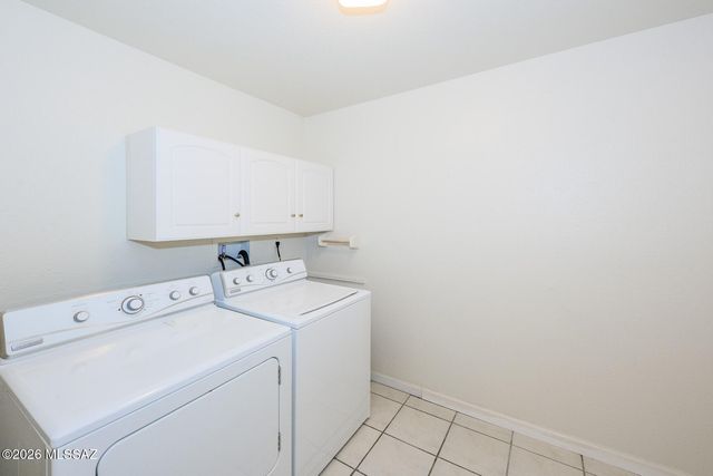 2406 N Shade Tree Circle, Tucson, AZ 85715