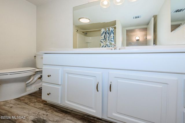 2406 N Shade Tree Circle, Tucson, AZ 85715