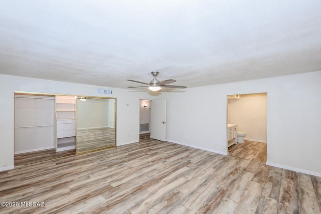 2406 N Shade Tree Circle, Tucson, AZ 85715