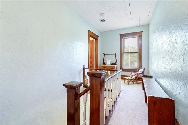 830 S Washington Street, Siloam Springs, AR 72761
