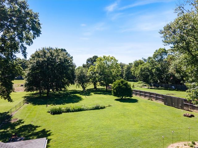 830 S Washington Street, Siloam Springs, AR 72761
