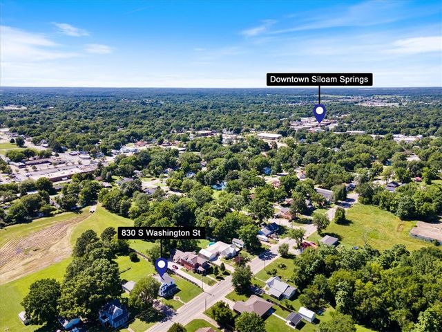 830 S Washington Street, Siloam Springs, AR 72761
