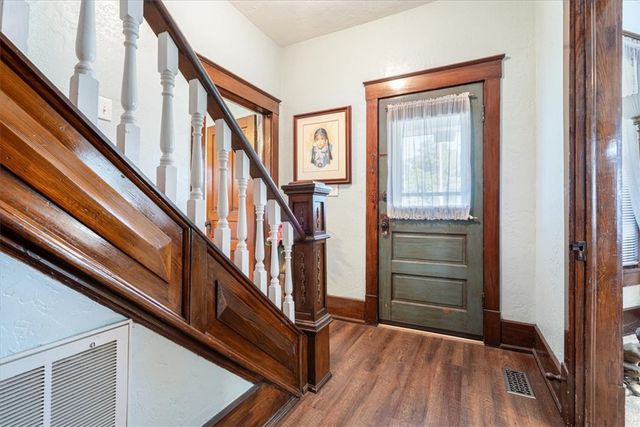830 S Washington Street, Siloam Springs, AR 72761
