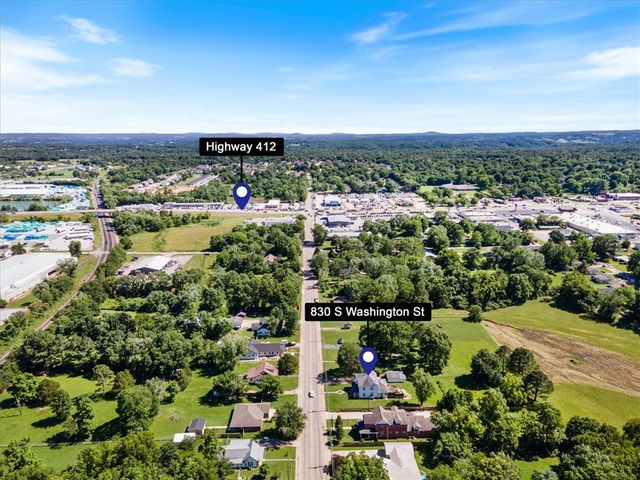 830 S Washington Street, Siloam Springs, AR 72761
