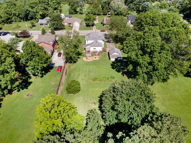 830 S Washington Street, Siloam Springs, AR 72761