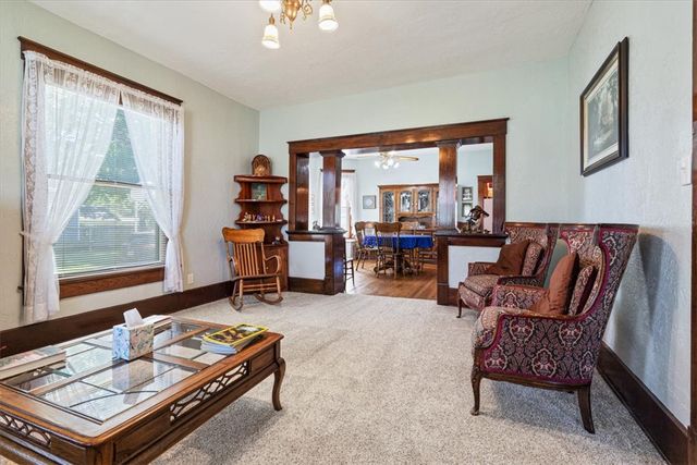 830 S Washington Street, Siloam Springs, AR 72761