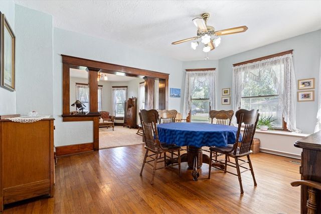830 S Washington Street, Siloam Springs, AR 72761