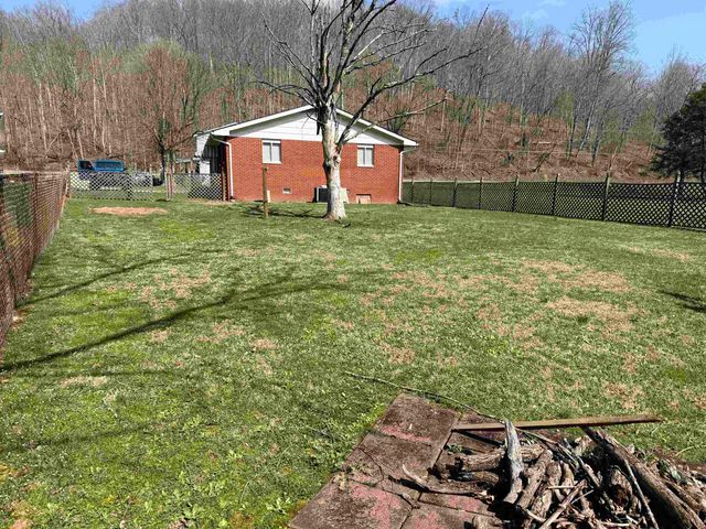 71 PRIVATE DRIVE 5886, South Point, OH 45680