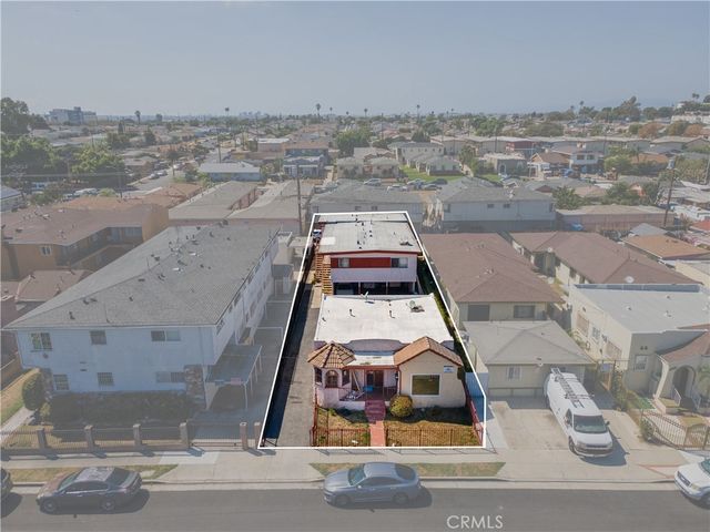11145 Raymond, Los Angeles, CA 90044