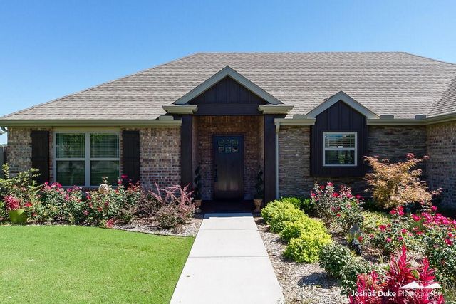 3252 Bentley Ridge, Fayetteville, AR 72703